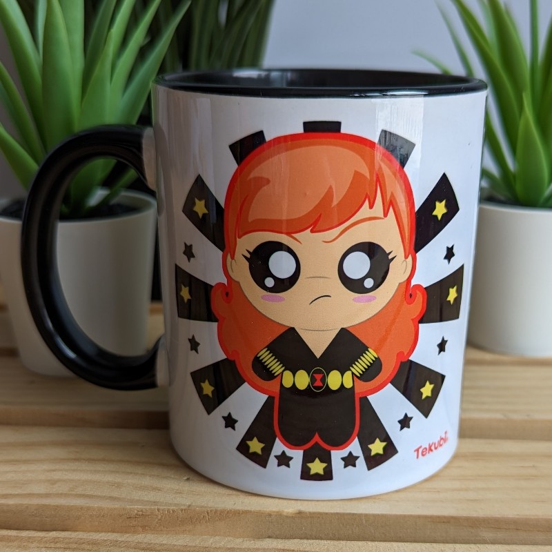 Taza viuda negra kawaii