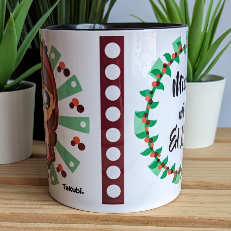Taza kawaii inspirada en Caperucita Roja