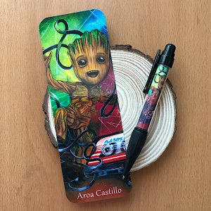 Bolígrafo y marcapáginas Baby Groot
