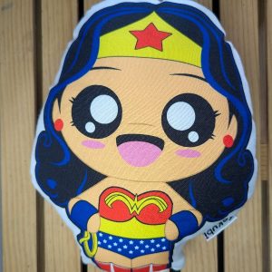 Cojín Wonder Woman Kawaii