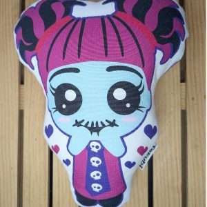 Cojín Muñequita kawaii