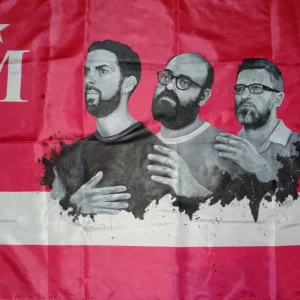 Bandera Moderdonia, Retrato
